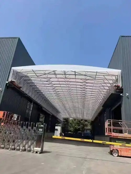移动推拉棚