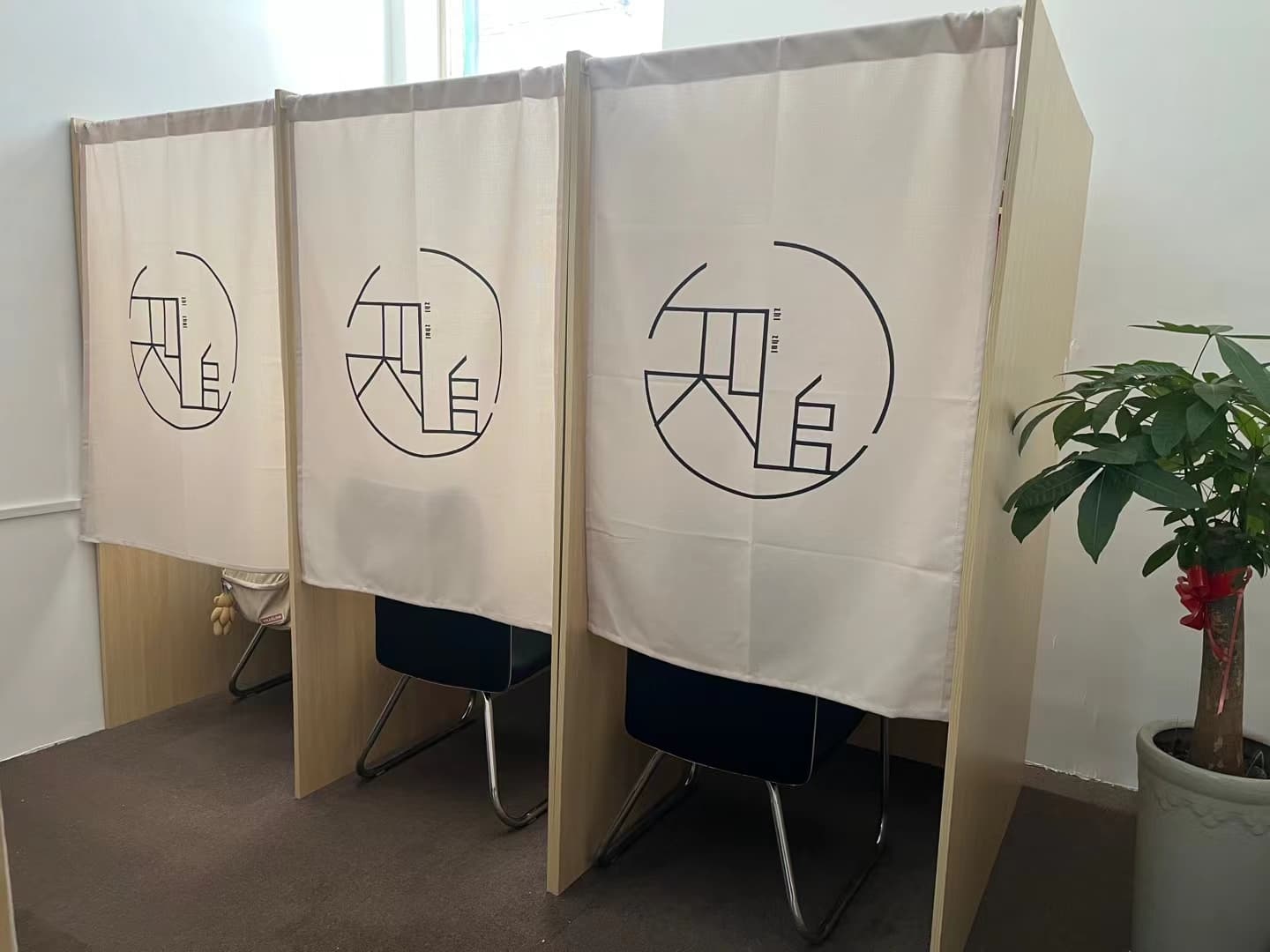 马鞍山市拼豆自习桌