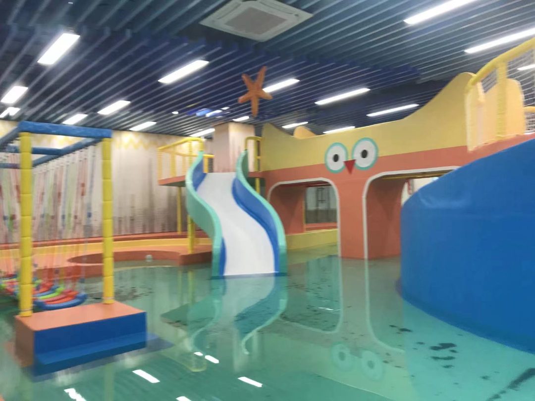 室内水上乐园