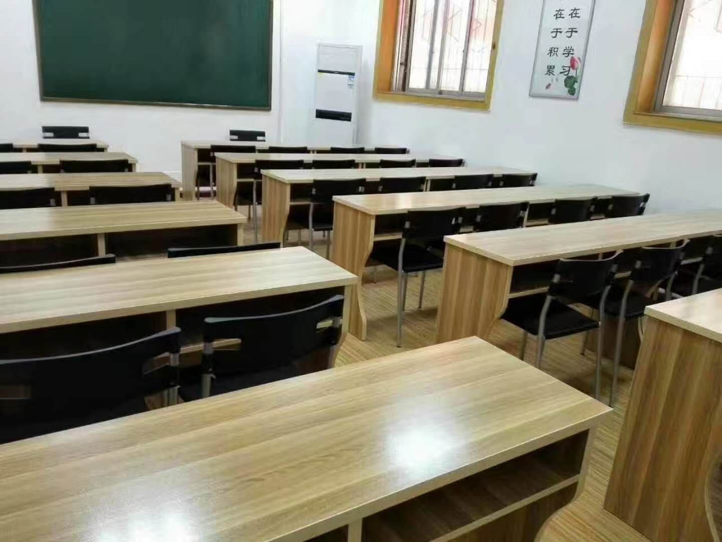 贵阳市电脑桌台式