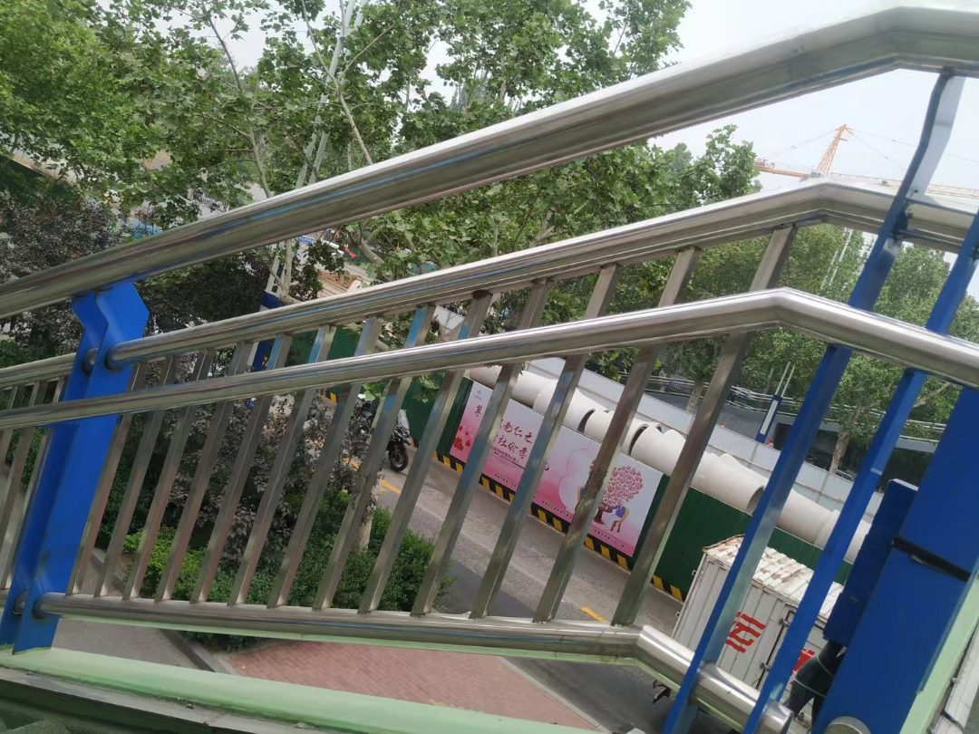 不锈钢防护栏
