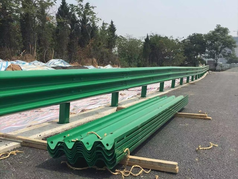 桥梁护栏应用场景