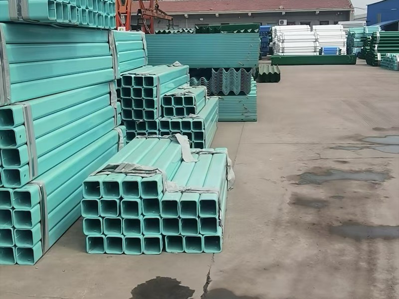 波形护栏应用实景