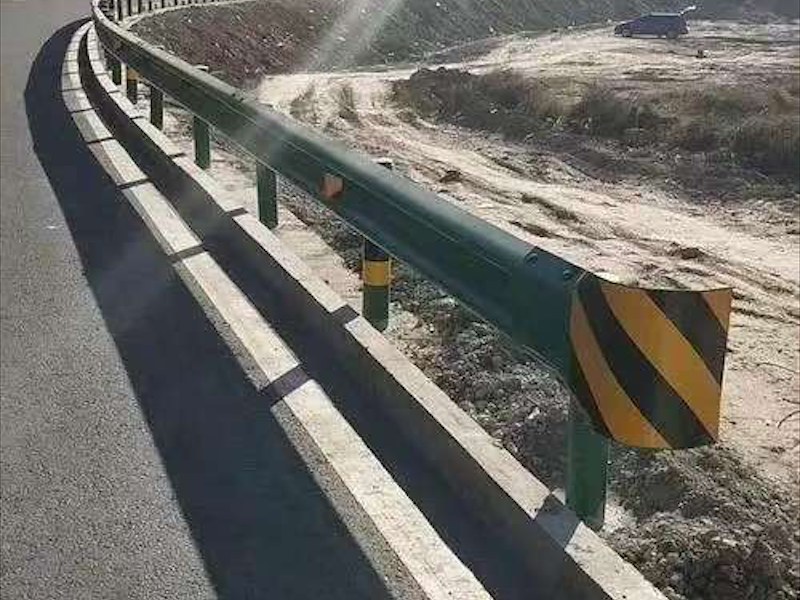 护栏应用场景