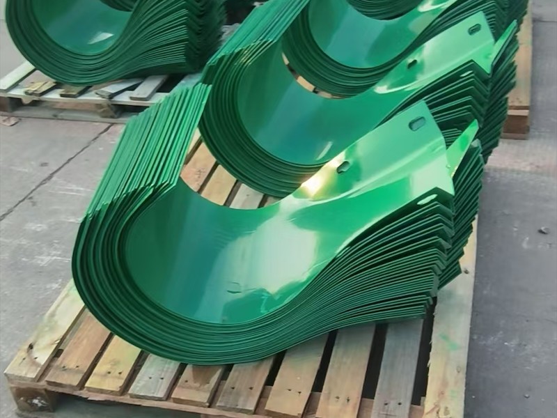波形护栏应用实景