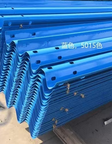 锌钢桥梁护栏在商丘市梁园区交通基础设施中的优势分析