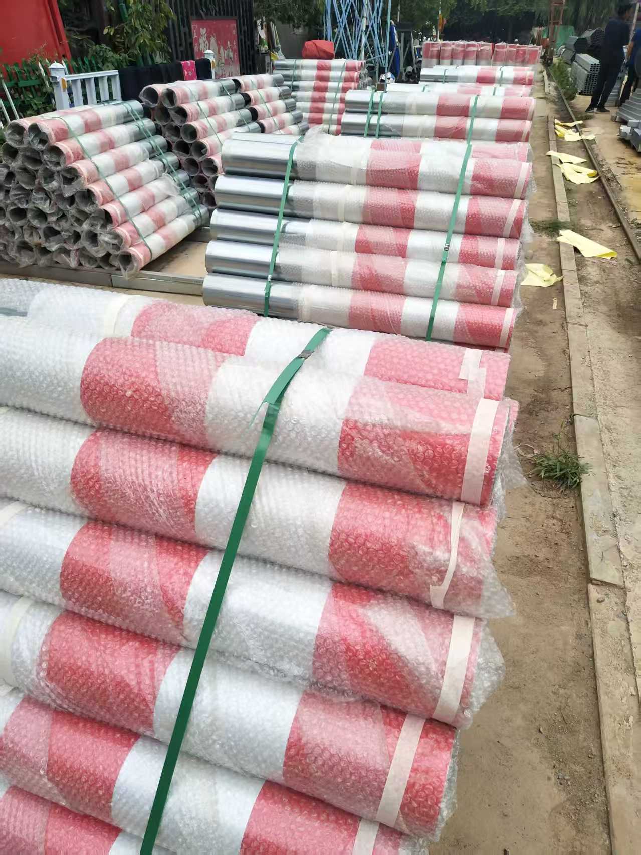 上海市波形护栏定制：4320*506*85*4三波护栏板尺寸详解