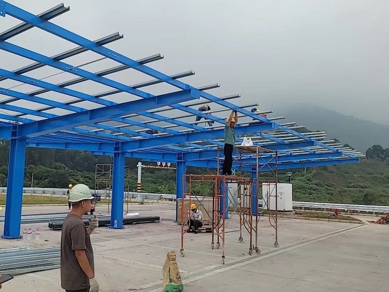 太阳能光伏板车棚