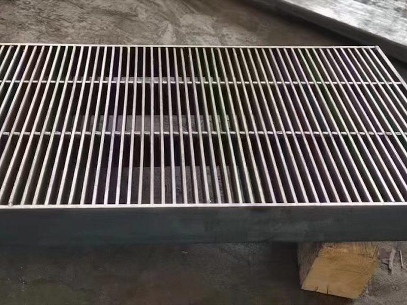 热镀锌钢格板