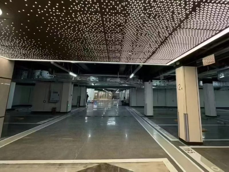 氟碳冲孔铝单板
