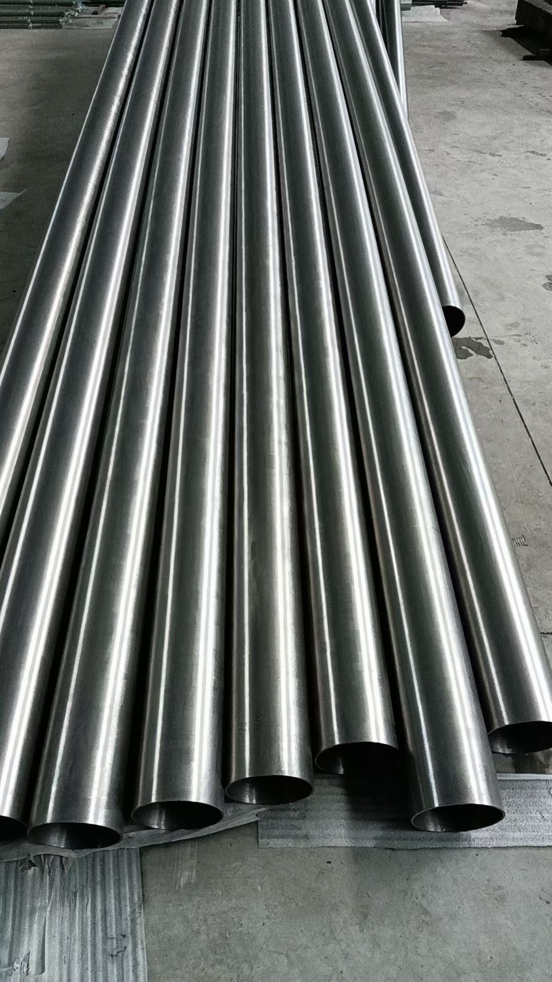 淮南市潘集区钛换热管选购：材质与规格全解析