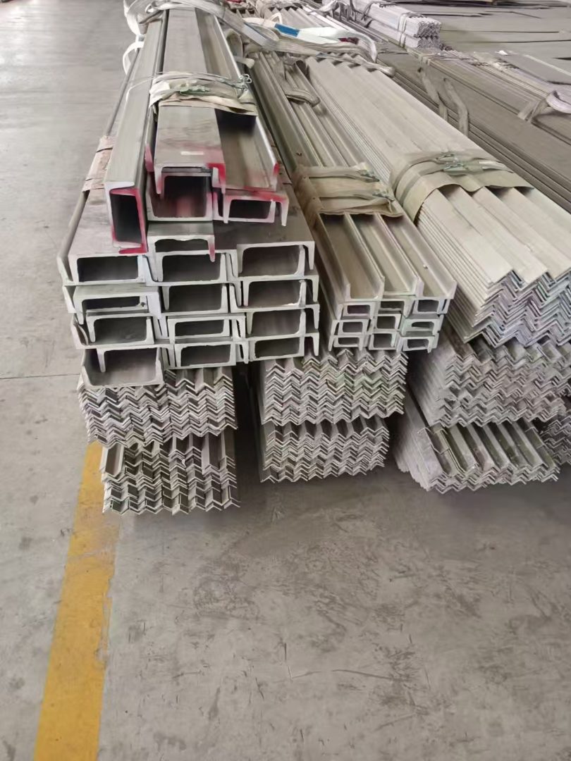 304不锈钢无缝方管