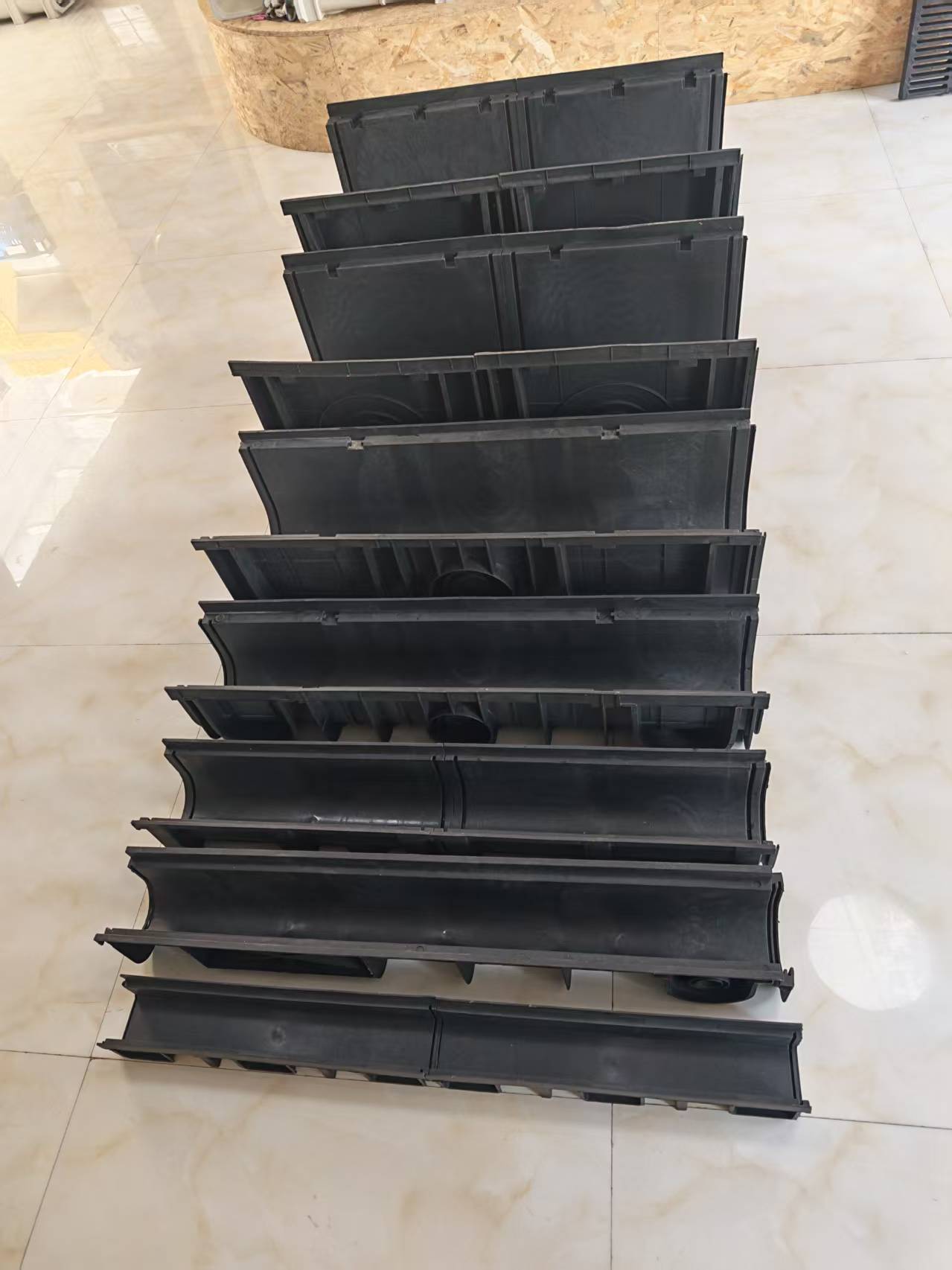 甘肃省树脂排水沟系统维护技巧：延长使用寿命