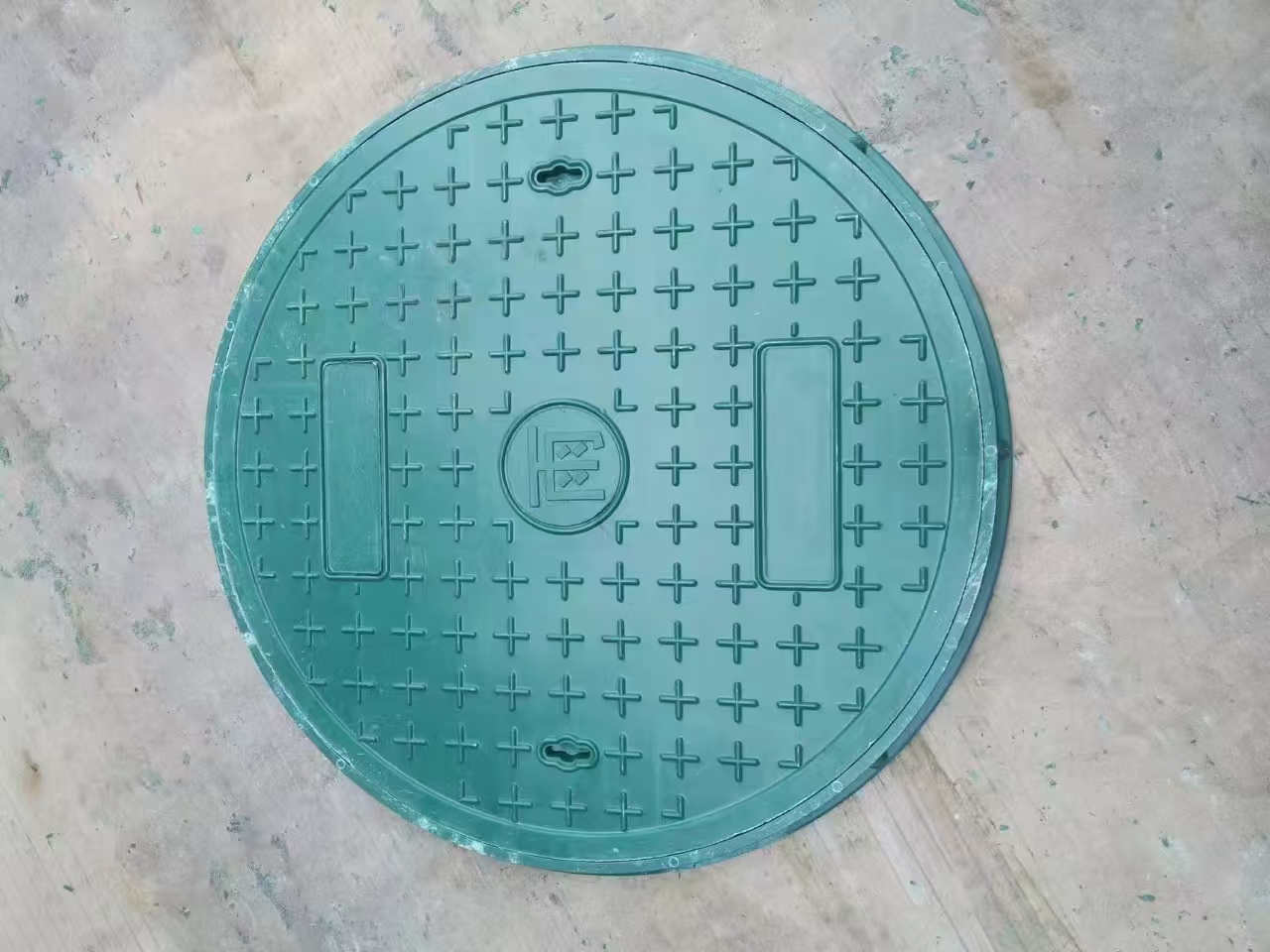 桂林市七星区燃气用树脂井盖的优势：耐腐蚀与安全性能解析