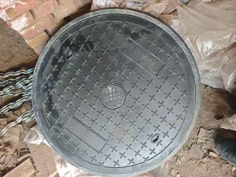 丹东市轻型树脂井盖