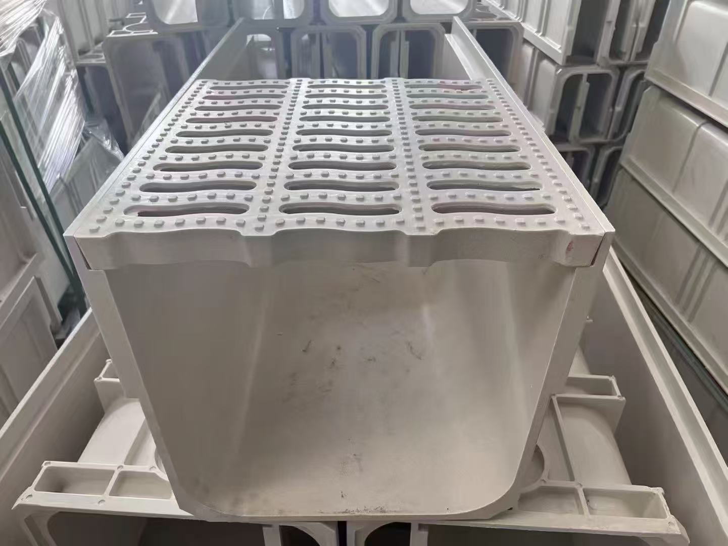黔东南麻江县商业综合体树脂排水沟解决方案，提升环境品质