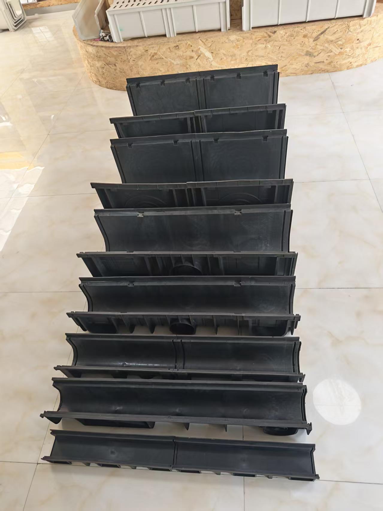 沧州市吴桥县树脂排水沟系统设计：排水流量计算与优化