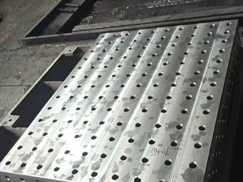 三维柔性焊接平台工装夹具