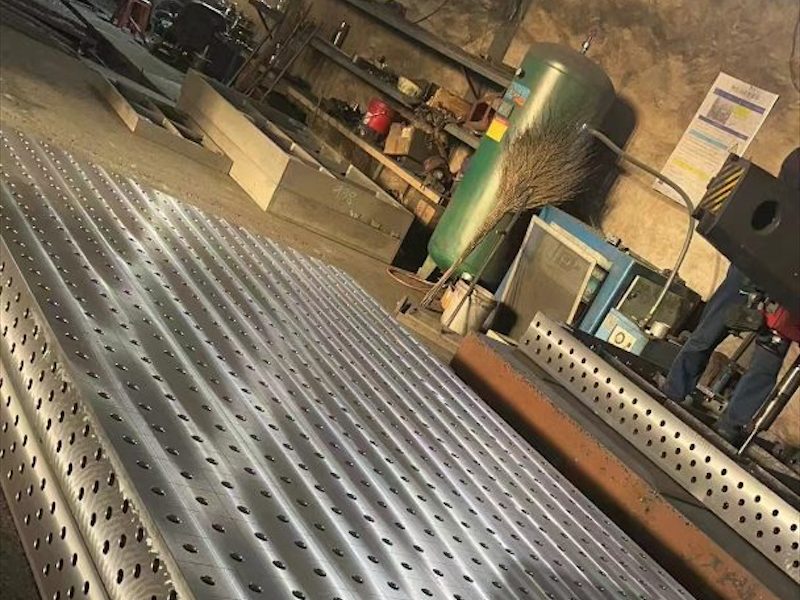 机器人焊接平台工装夹具