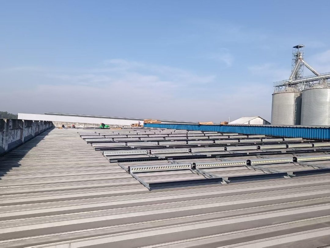 青岛市新式太阳能热水器
