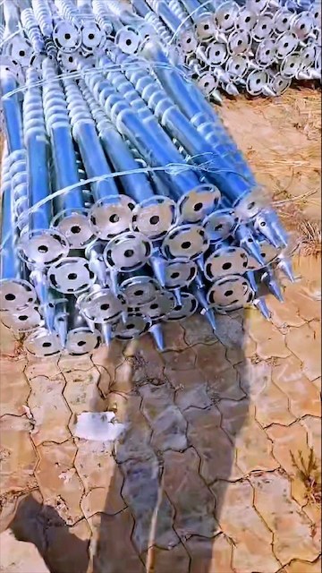 监控杆地螺丝