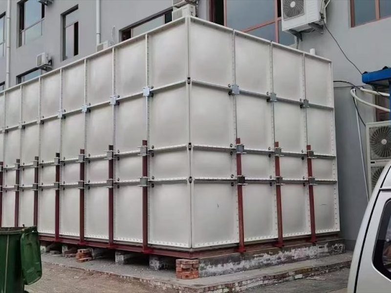 瑞石环保 水箱产品生产车间