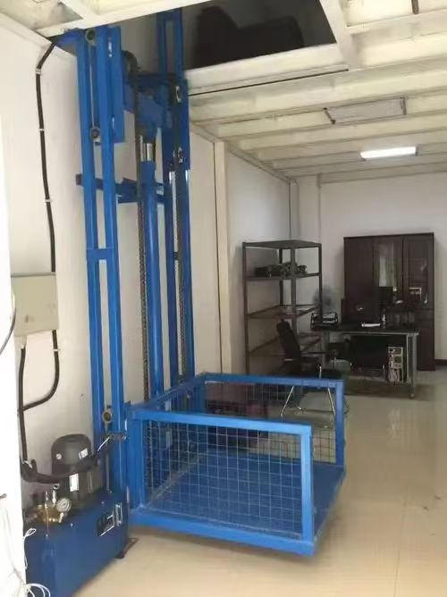全层货梯