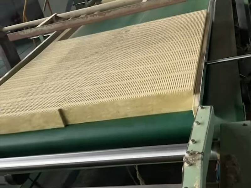 岩棉板
