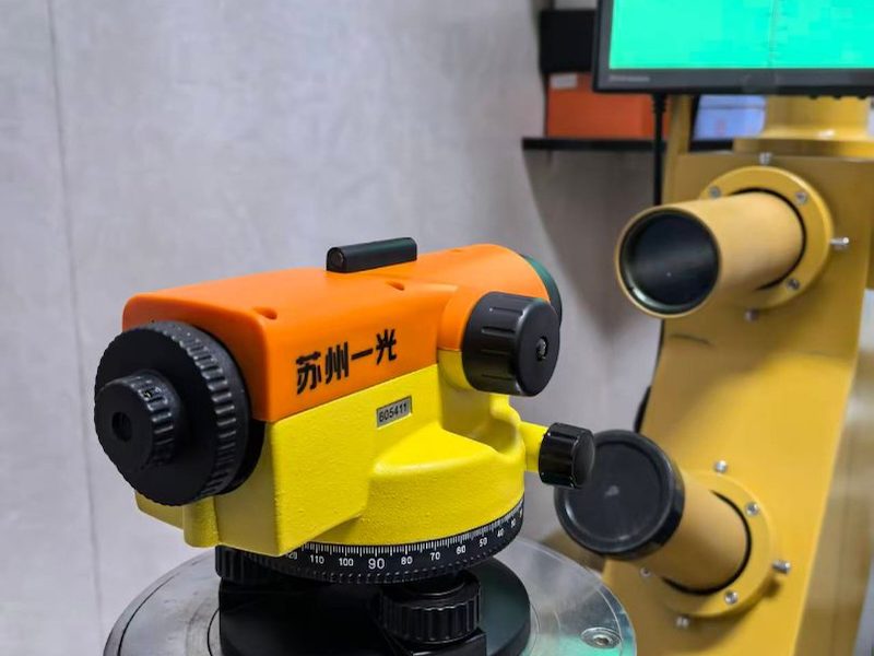 测绘仪器