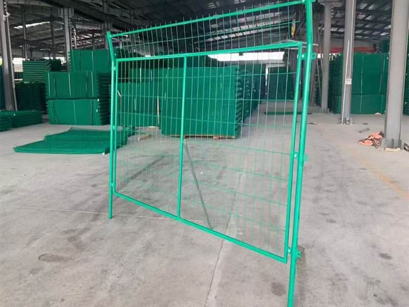 公路铁丝网护栏