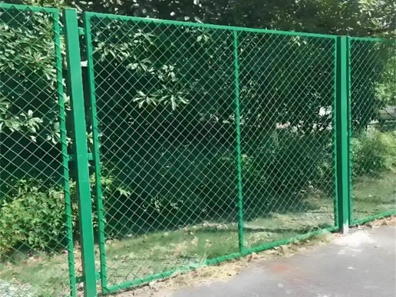 高速铁丝网护栏
