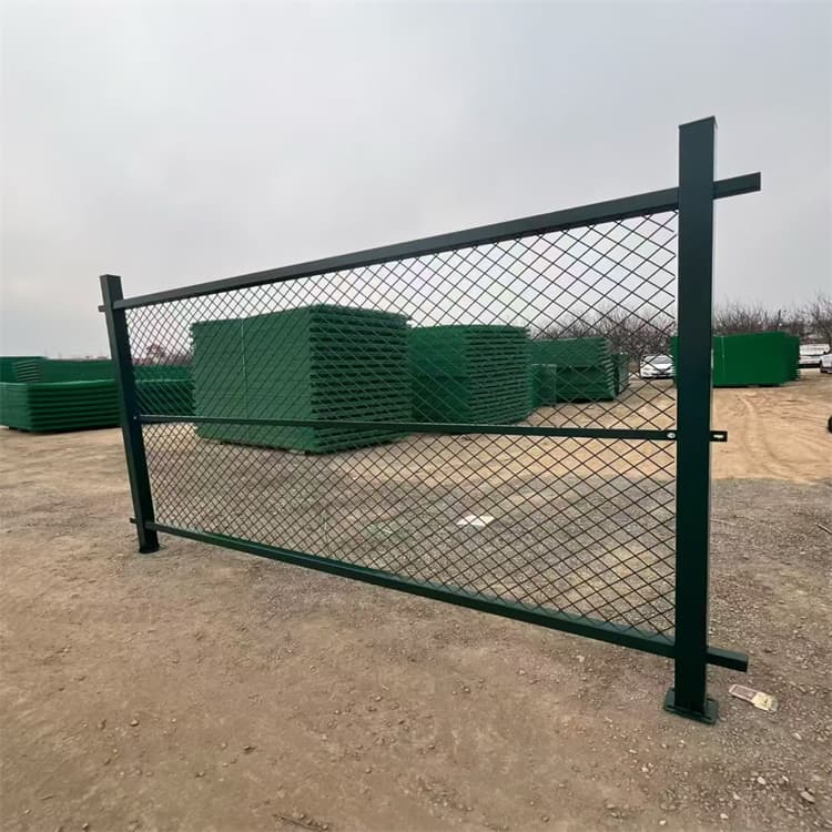 铁路铁丝网护栏