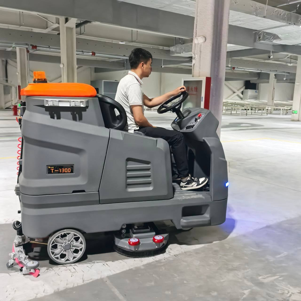 洛阳市工厂车间洗地机