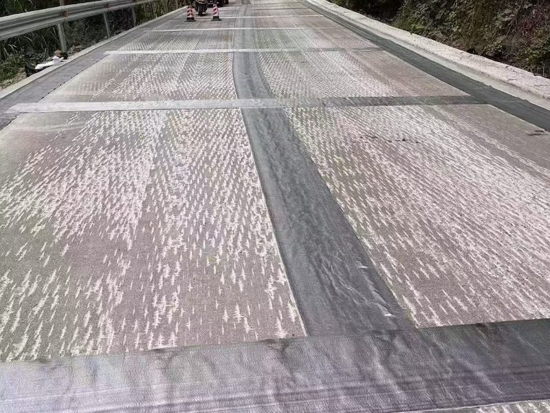 公路沥青防裂贴