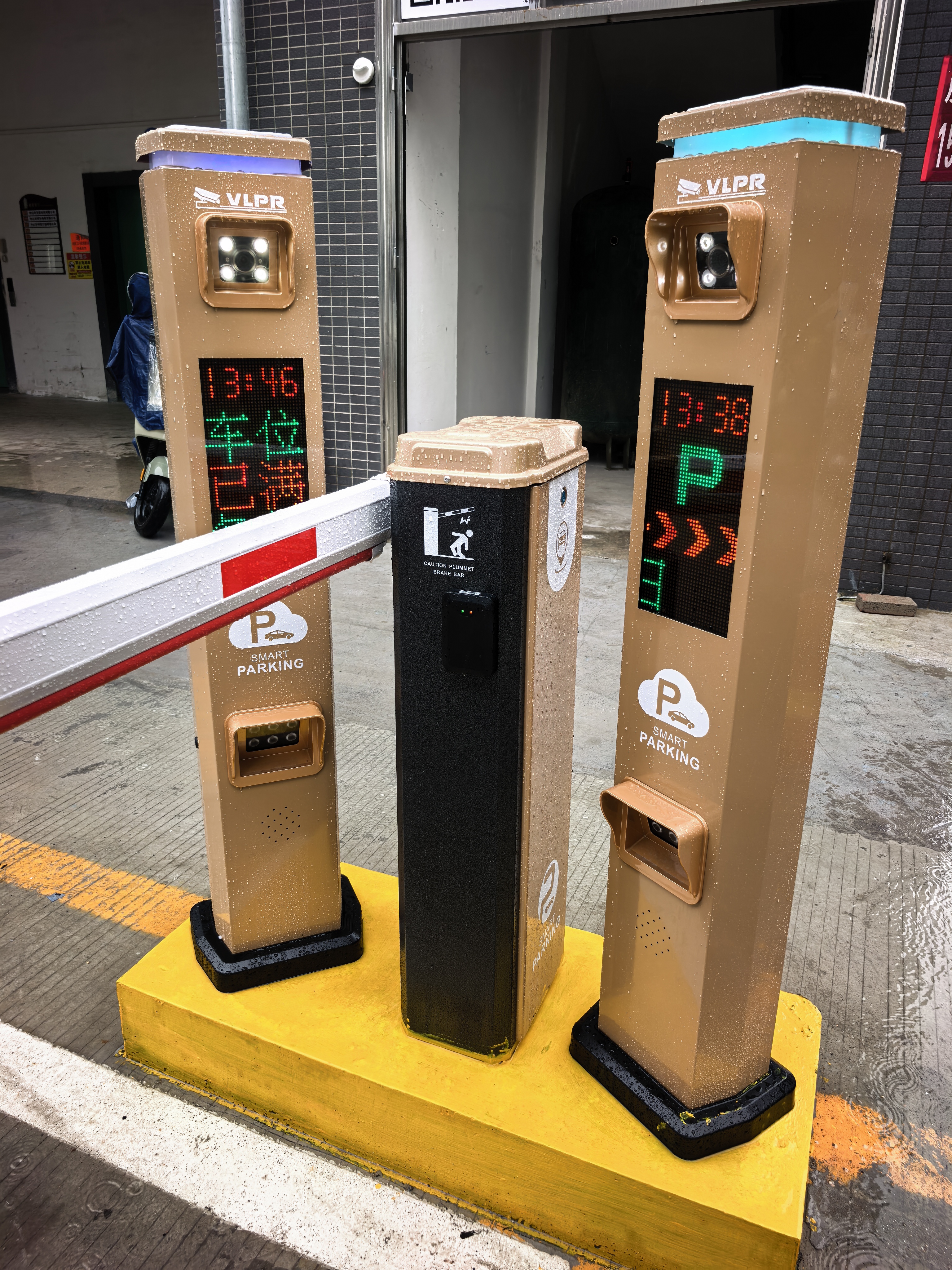南宁市停车场车牌识别系统