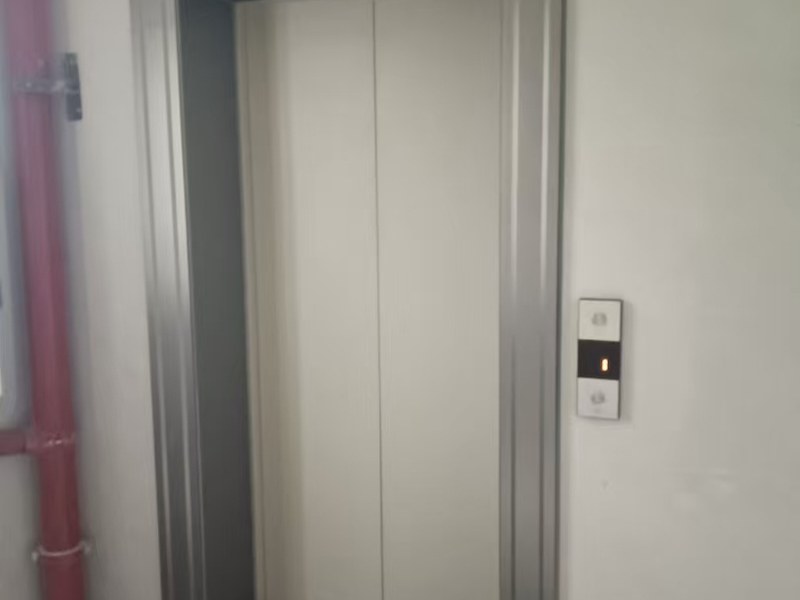 电梯口门套