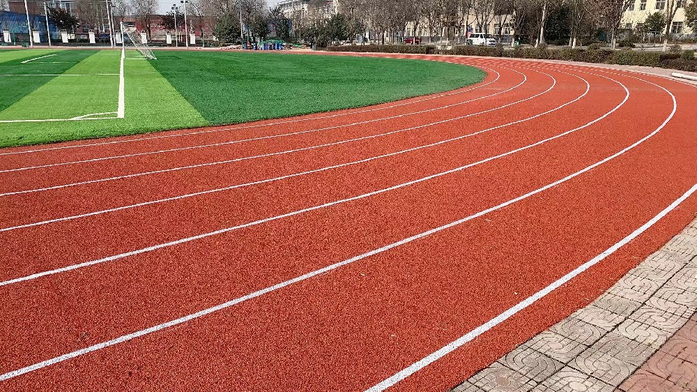 透气型塑胶跑道施工周期，多久能投入使用？
