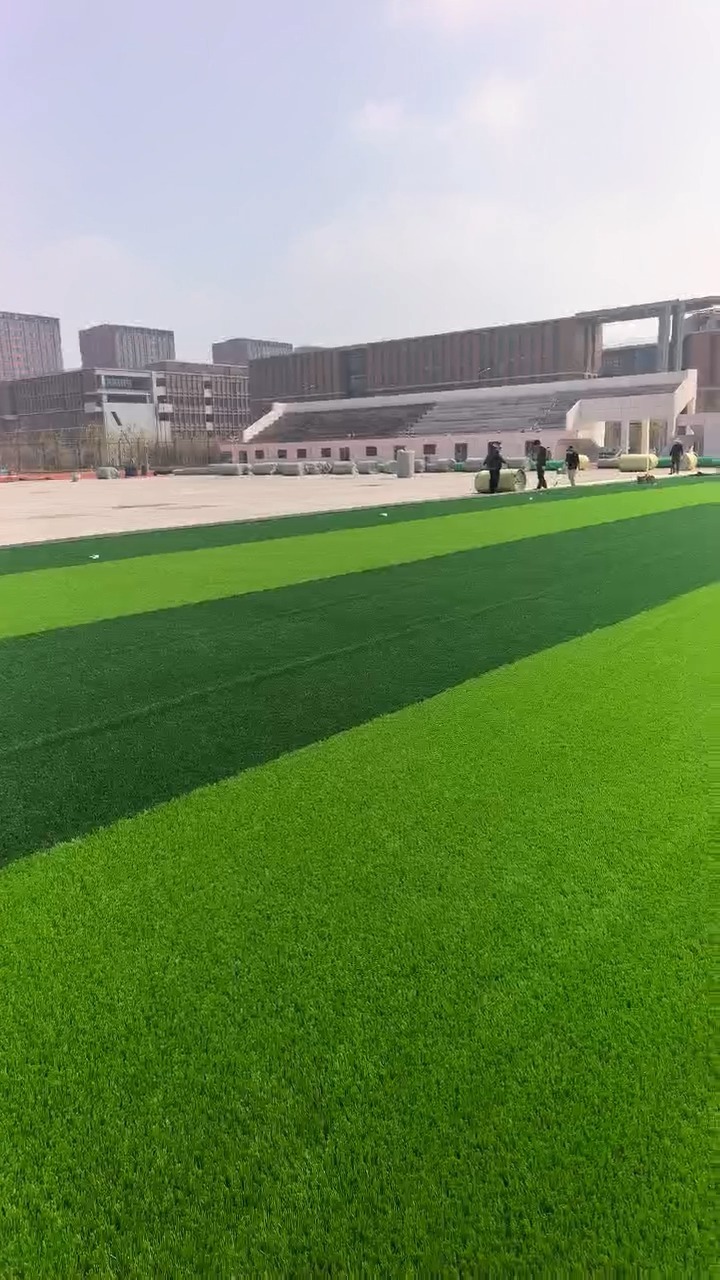 周口市商水县运动场草坪选购误区：这些坑你可别踩