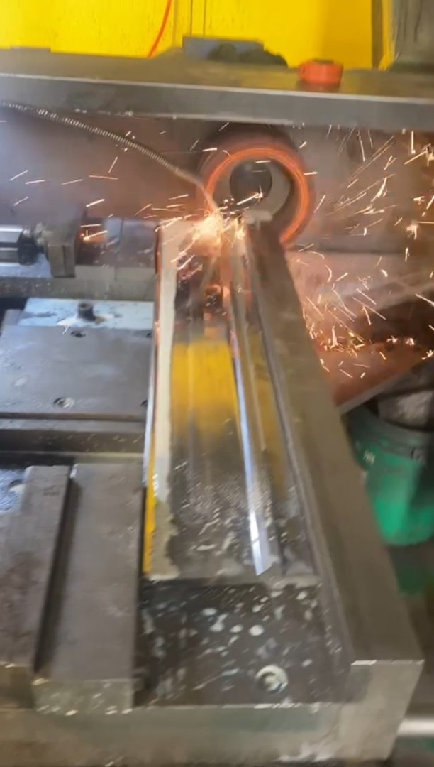 折弯数控模具