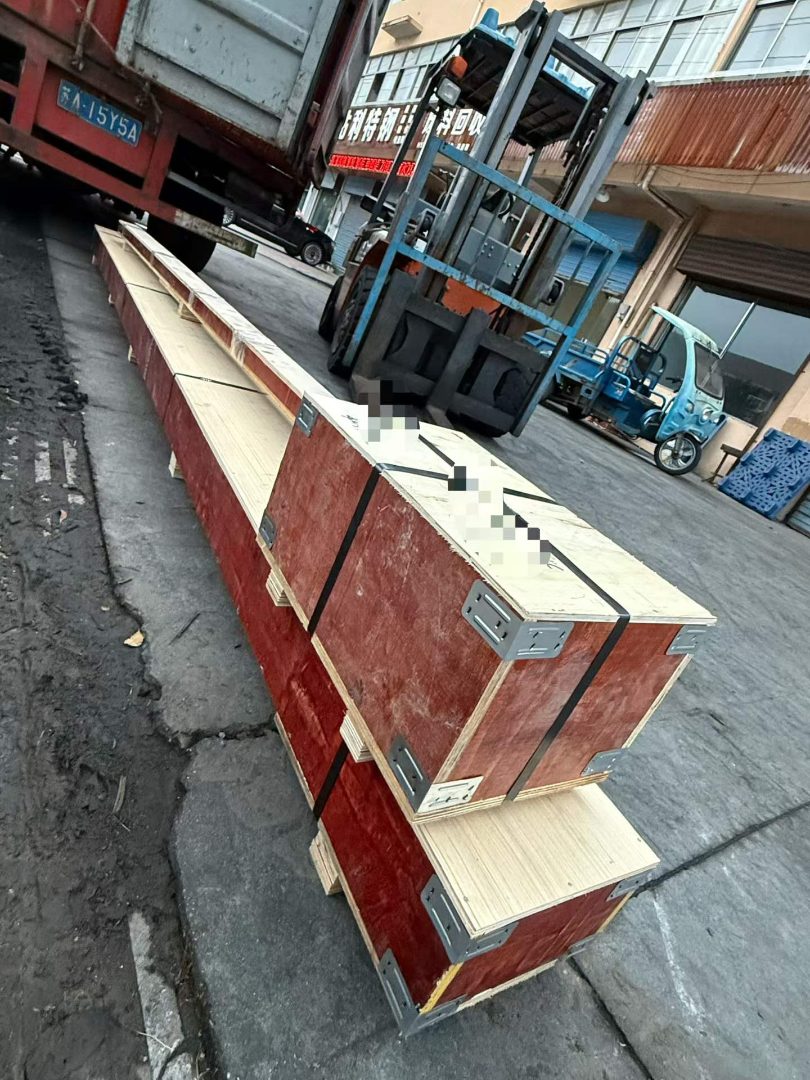 折弯成型模具