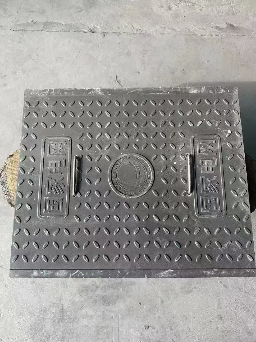 武汉市东西湖区电缆井盖与沟盖板的区别，选购时别再混淆了