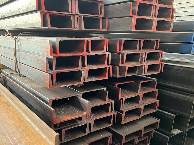 美标槽钢产品展示