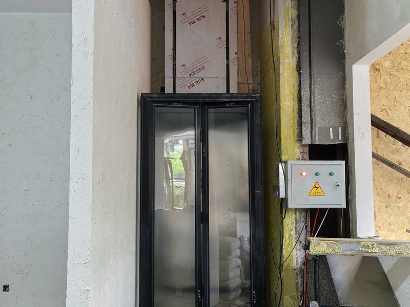 液压升降平台货梯展示