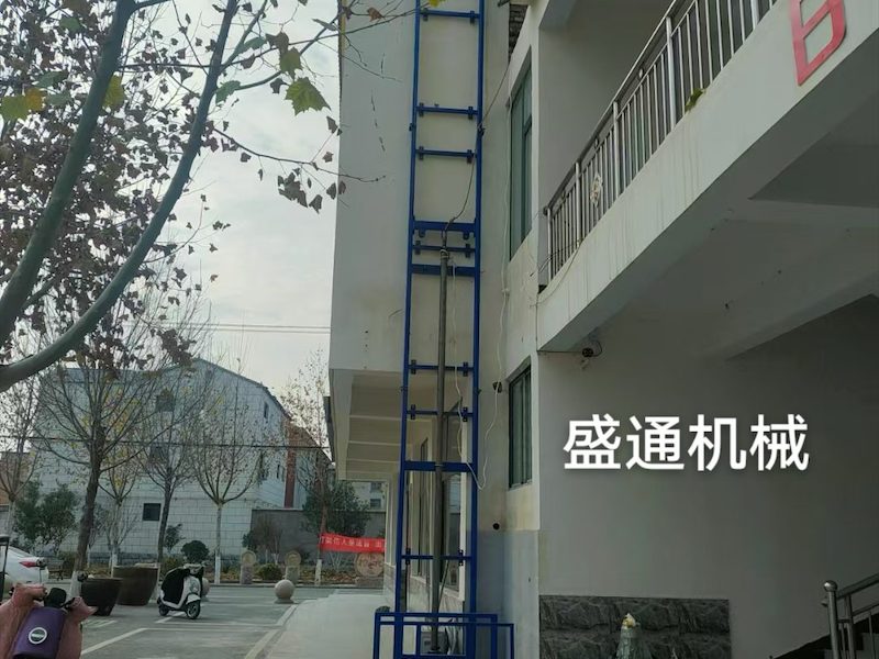 升降货梯