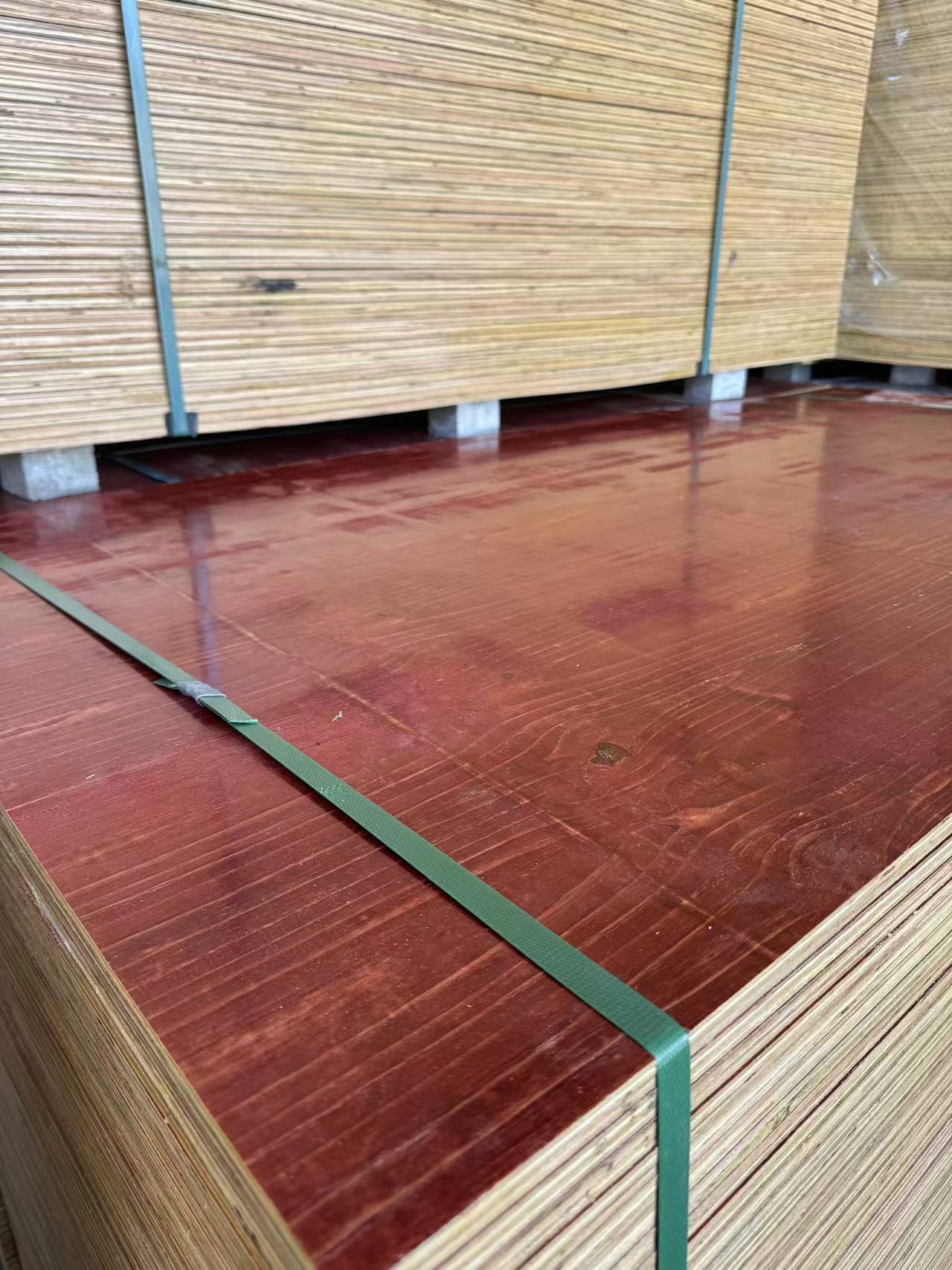 1830x915mm建筑模板批发价格，厂家直供质量可靠