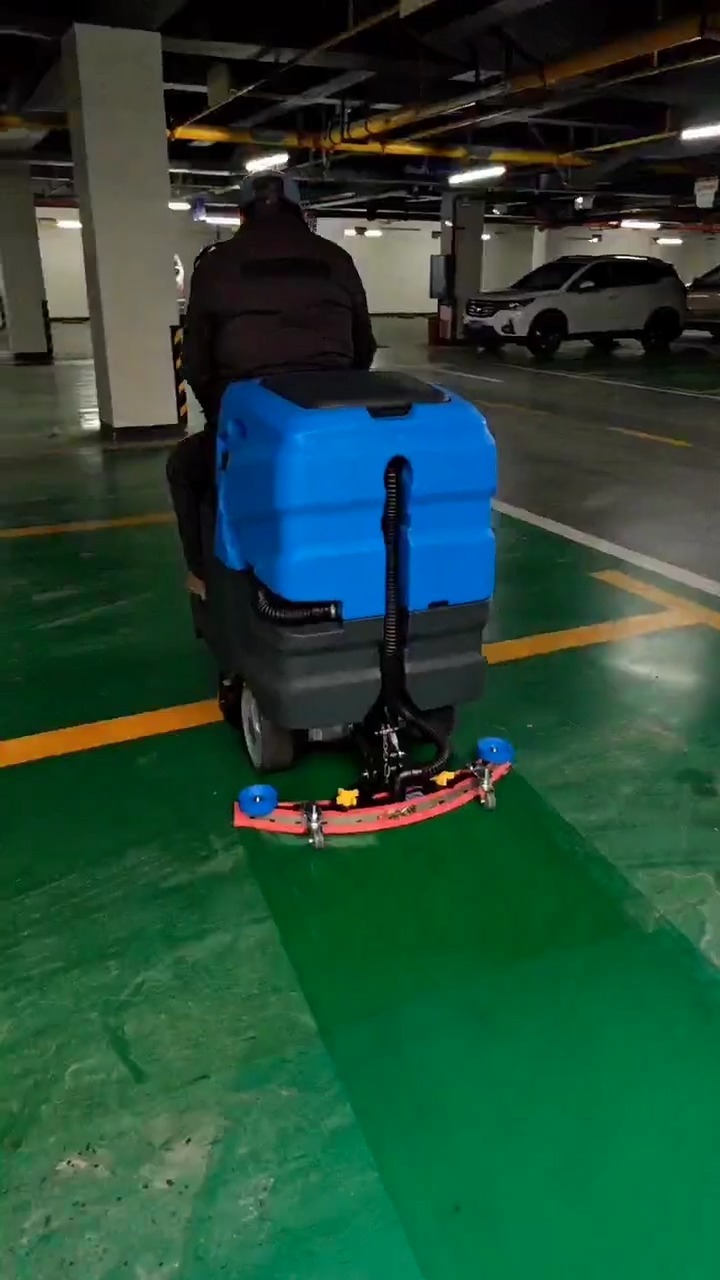 洗地吸干一体机厂家直销，硬质地面清洗神器