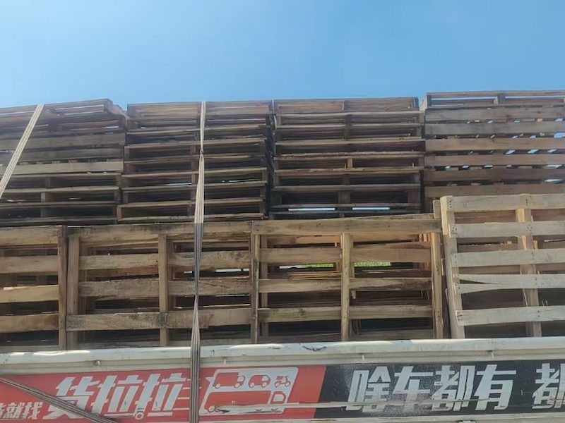 铁托盘