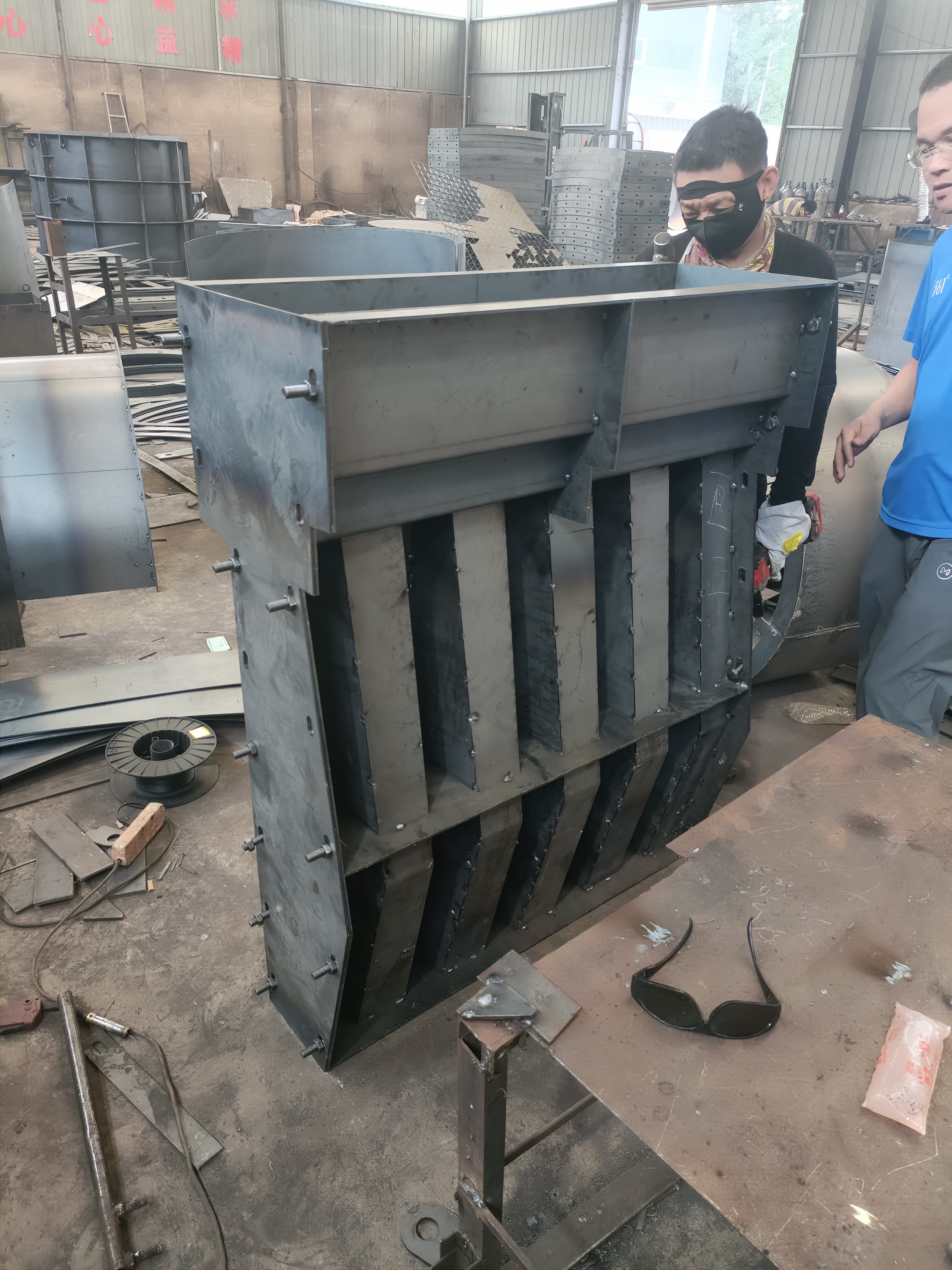 焦作市高速防撞墙模具