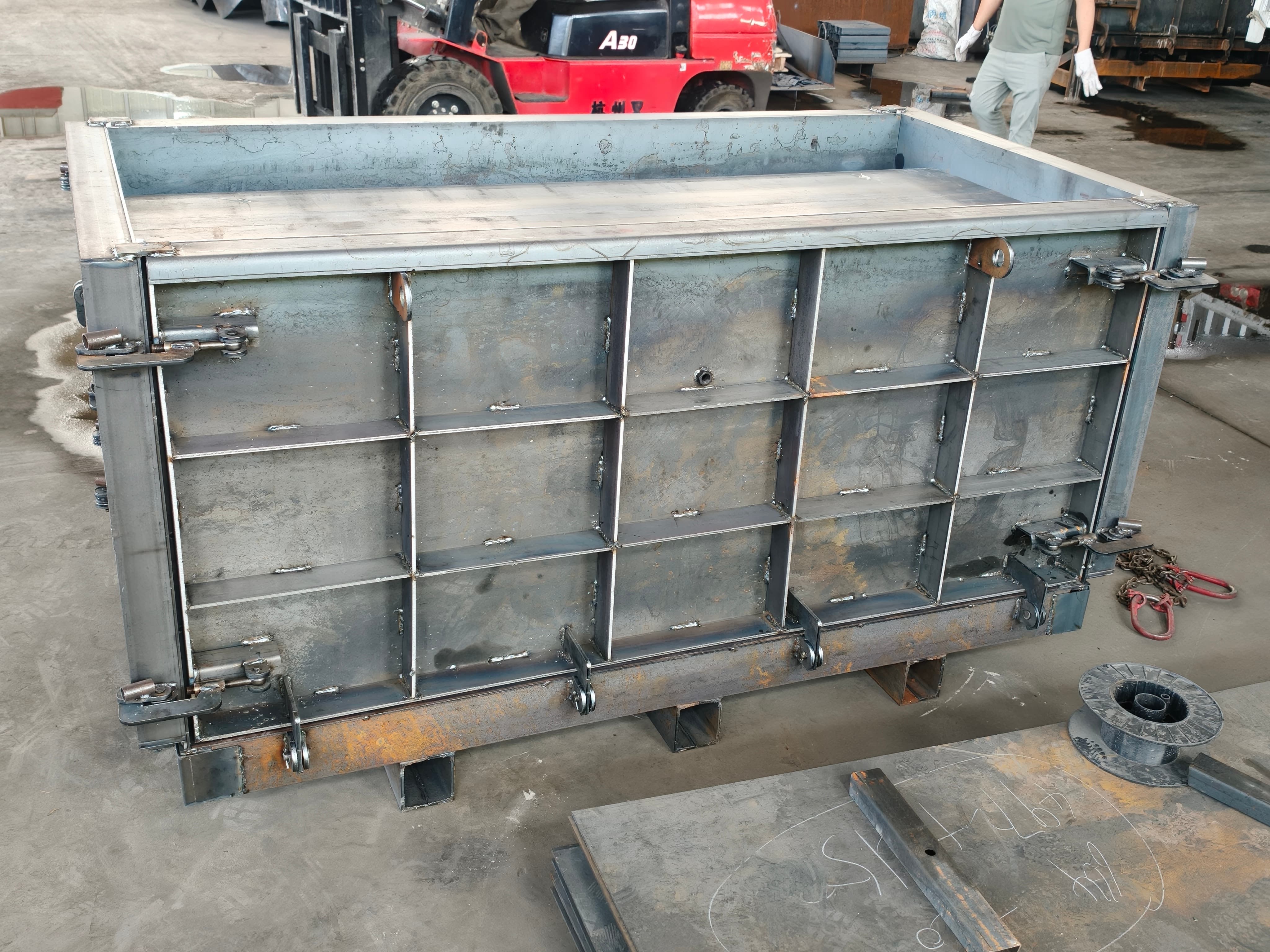 流水槽模具u型槽模具