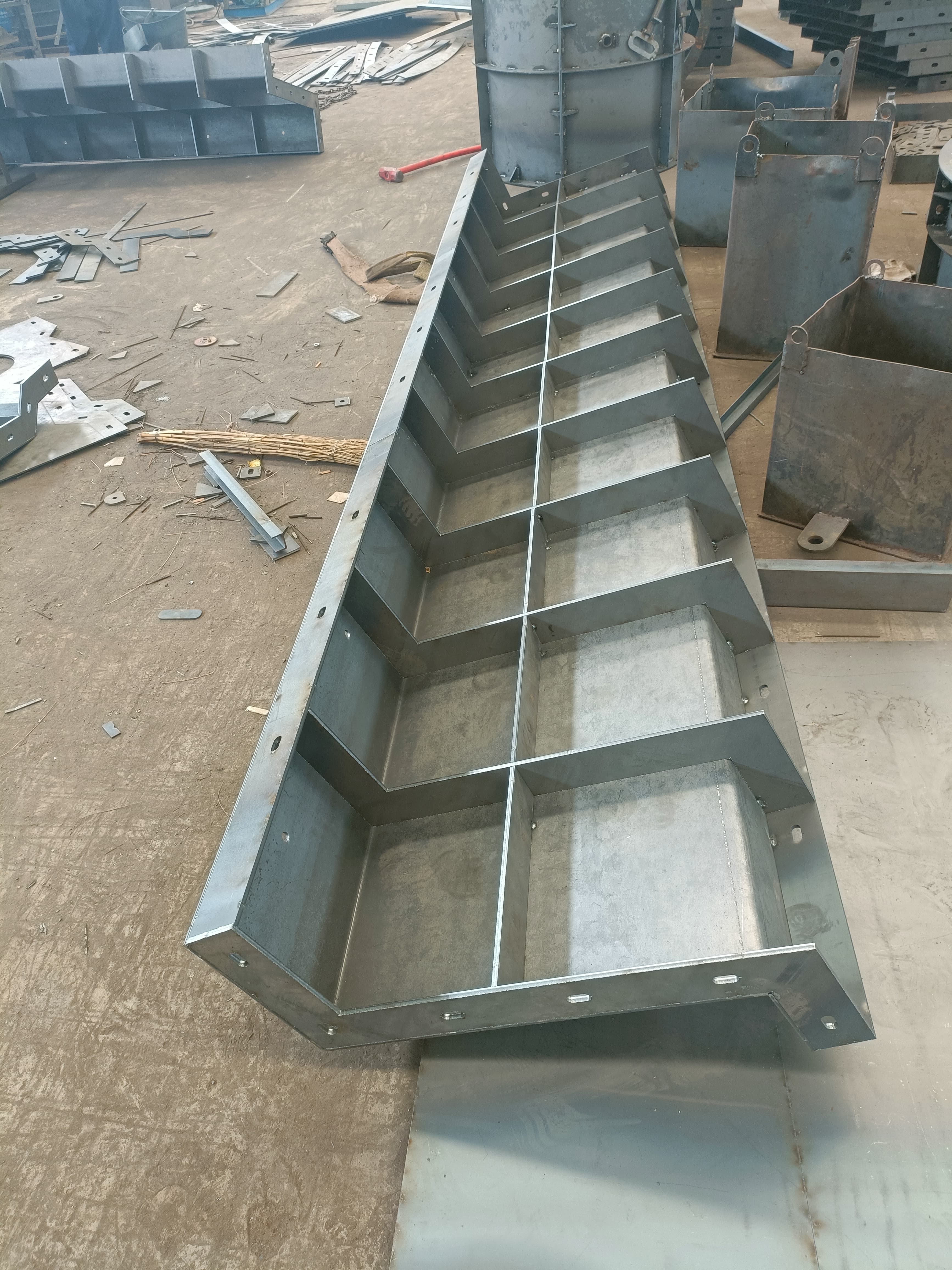 焦作市路边防撞墙模具